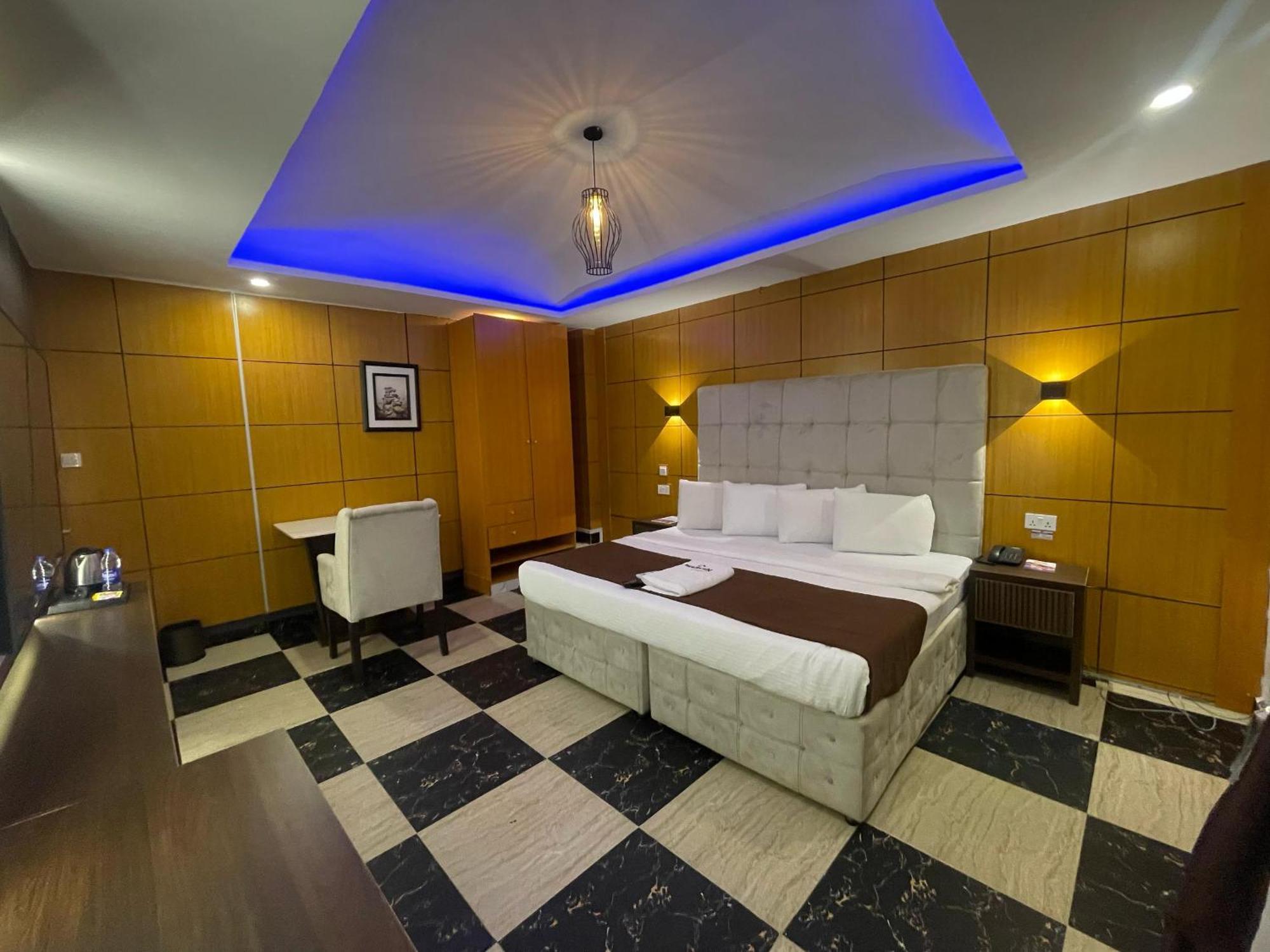 Presken Hotel at International Airport Road Ikeja Eksteriør billede