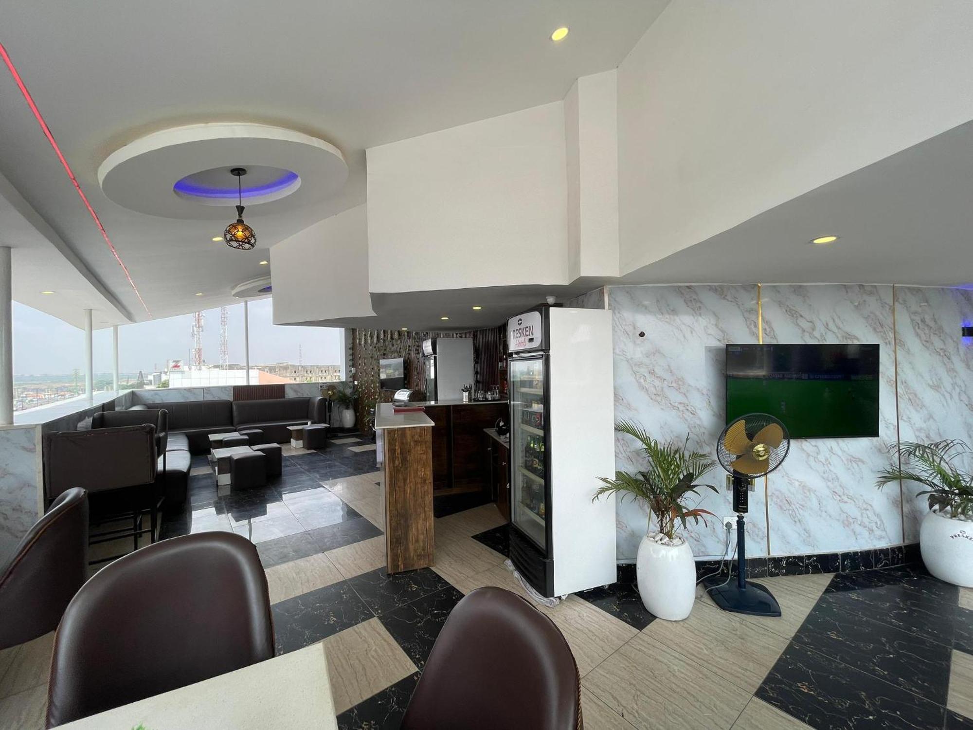 Presken Hotel at International Airport Road Ikeja Eksteriør billede