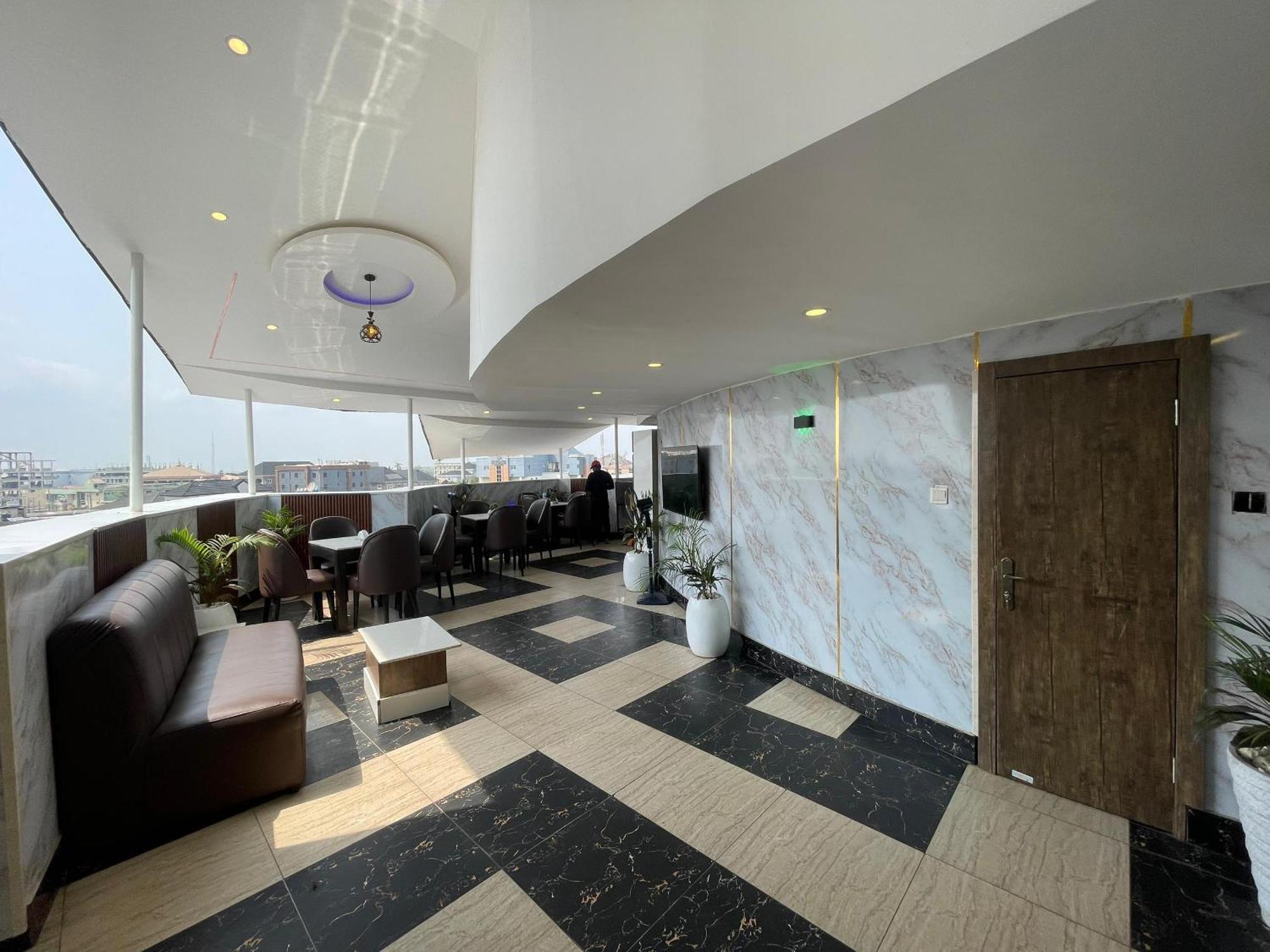 Presken Hotel at International Airport Road Ikeja Eksteriør billede